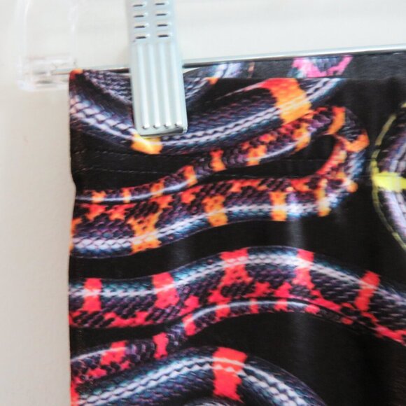 BLACKMILK Velour Velvet Neon Snakes Crop Capri Leggings Goth Punk - Size XS NWT - Picture 5 of 14